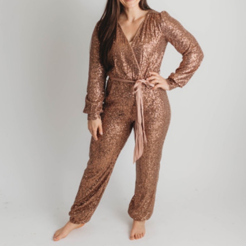 ROSE GOLD SEQUIN LONG SLEEVE SPLIT FRONT JUMPER ROMPER SILK BELT JUMPSUIT NWT